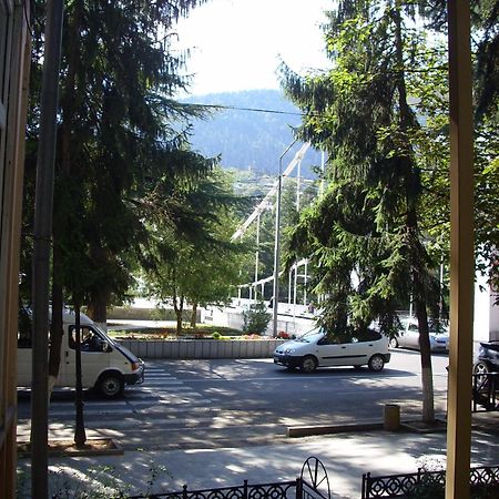 Old House Rustaveli Hotel Borjomi Exterior photo