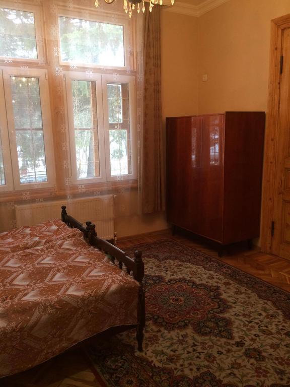 Old House Rustaveli Hotel Borjomi Exterior photo